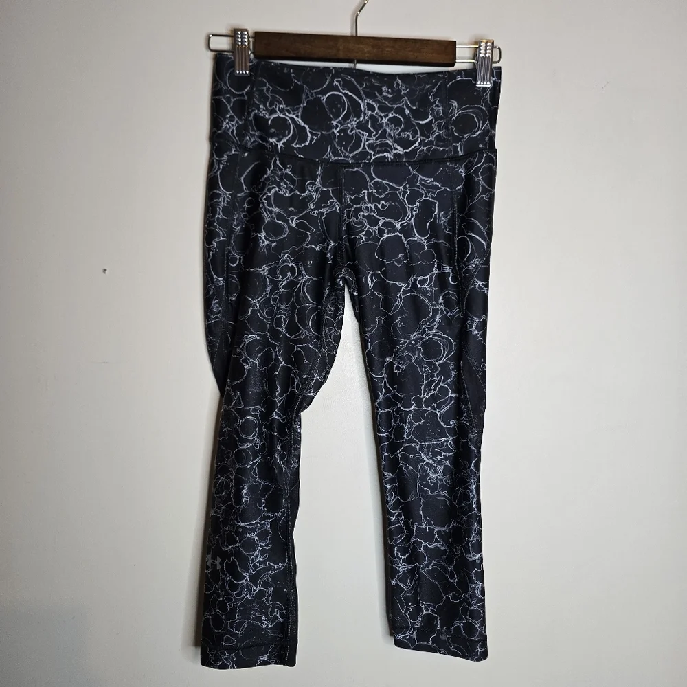 Under Armour Black Marbled Compression Capris Womens Medium - Picture 1 of 5